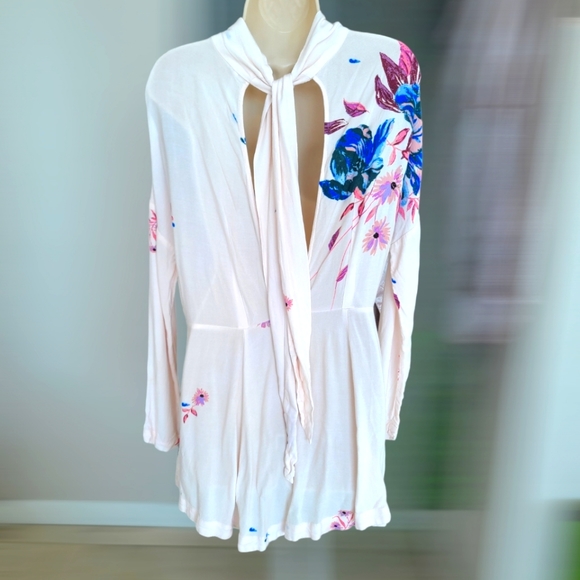 Free People Gemma Light Pink Floral Long Sleeve Tie Open Back Mini Dress Size XS - Picture 7 of 8